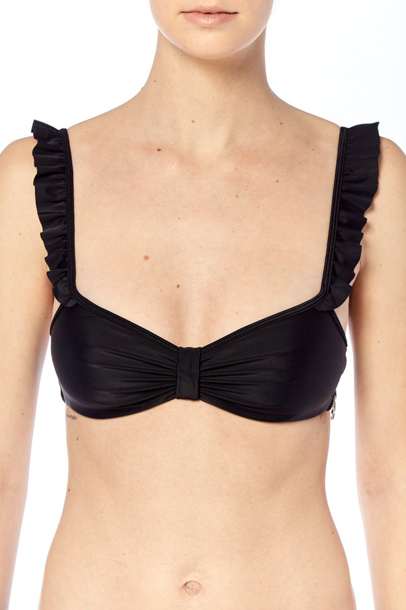 Trajes de baño para todos los gustos 🔥
» Combinalos como prefieras! .
En locales + on-line 📲 class-life.com 
#SS19 #ClassLife