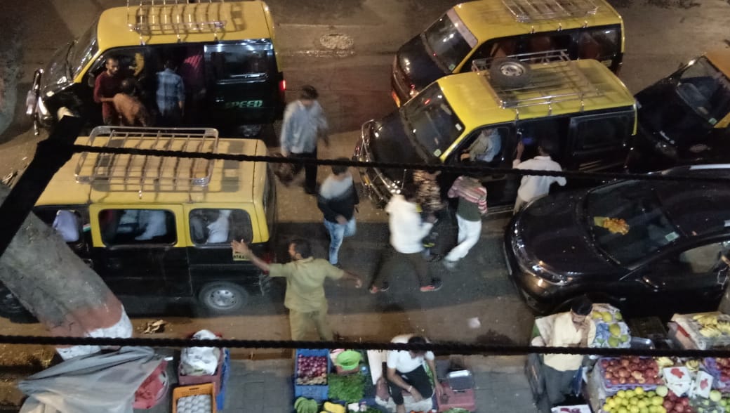 WestWadala's tweet photo. This share taxi are operating at wadala west station mumbai 31 without any permission.Most of drivers are drug addicit,no uniform,no license and risking the life of public.After many complaints and protest no severe action taken by concern authorities.Please take severe action https://t.co/jeAiaksZbx