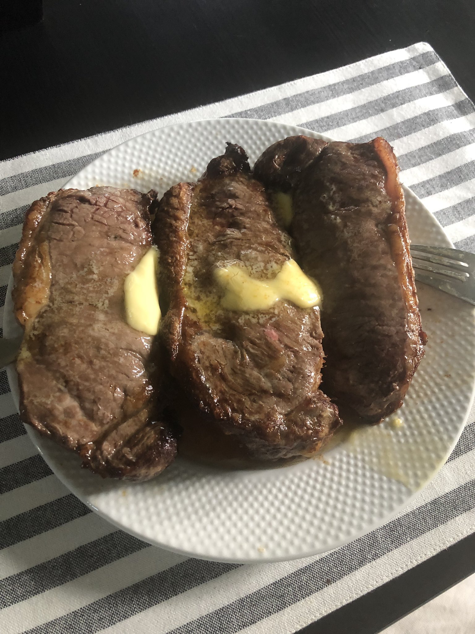Dr Shawn Baker 🥩 on Twitter "3.5lbs of steak topped with some salt and