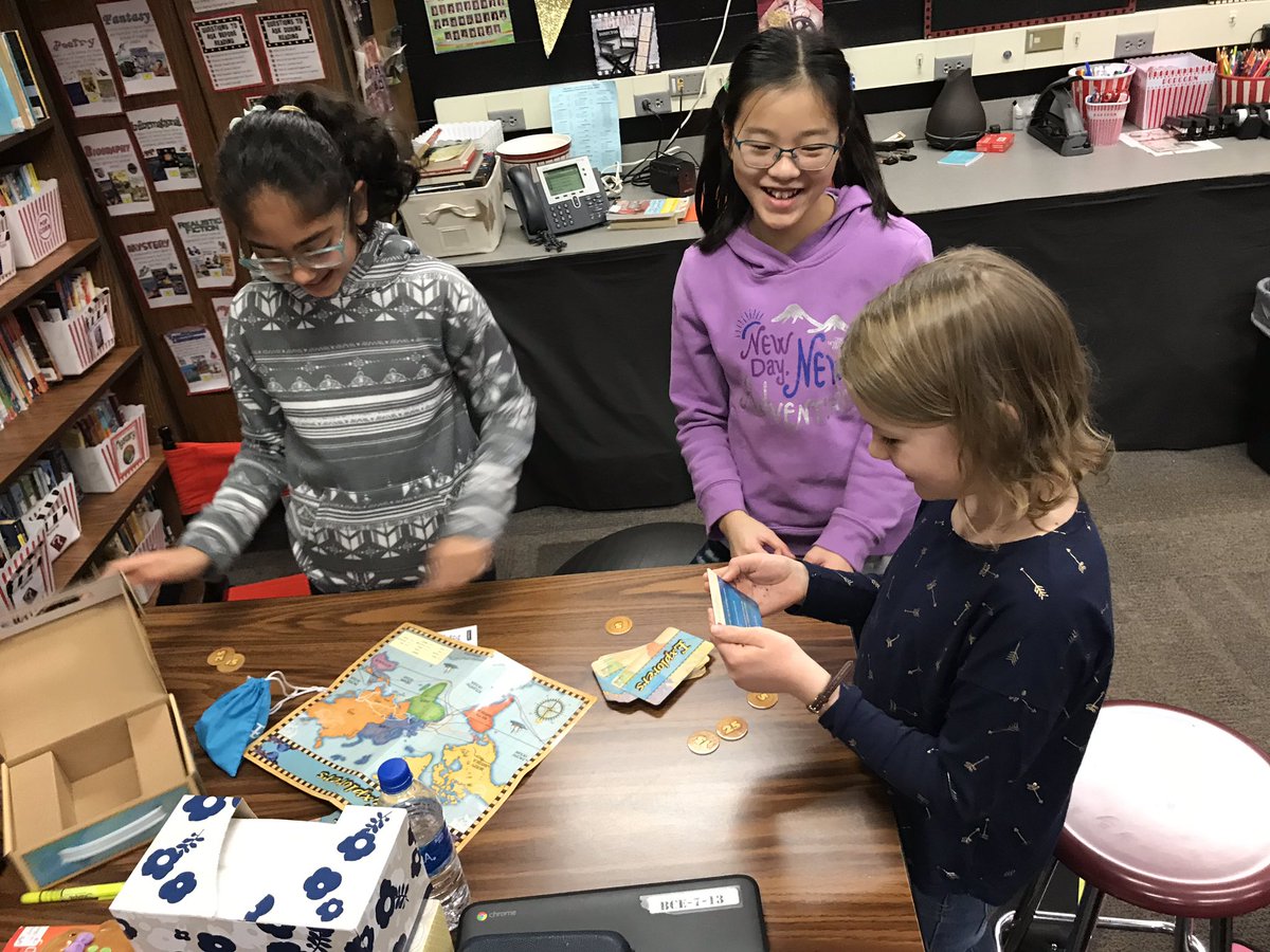 kkdeckard's tweet photo. Reviewing Social Studies with new games! Thanks #PSFTC https://t.co/6DstINTjiy