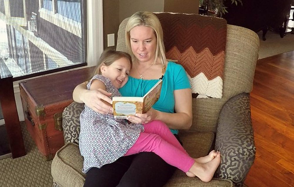 RadonIsReal's tweet image. We Dare You! Take the Radon Challenge at radon.com/challenge 
Radon kills 1 person every 25 minutes. Watch the video of Rachael Malmberg, a young mother, athlete, and radon-induced lung cancer survivor. Accept her challenge at . #RadonChallenge