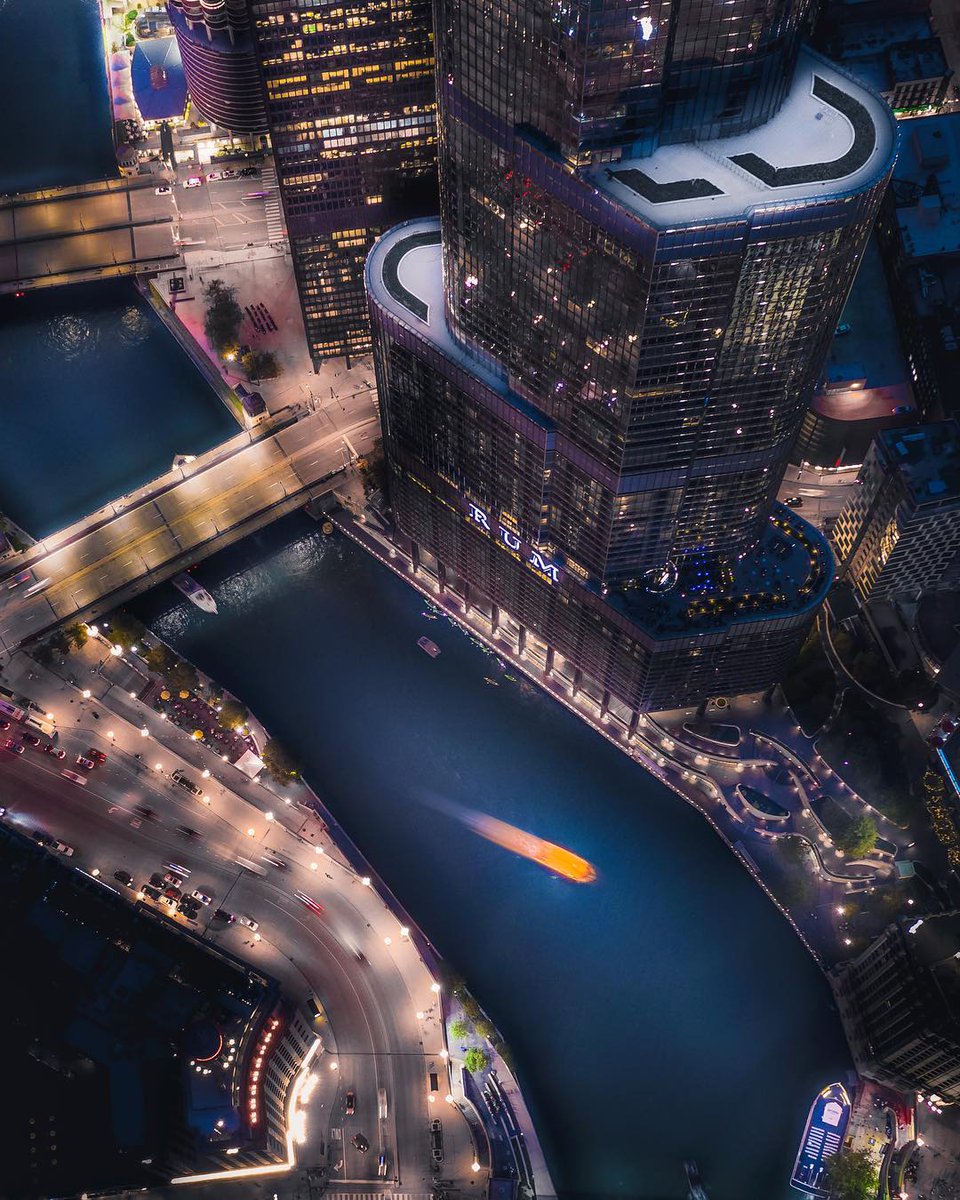 We never saw a water taxi we didn’t like.

📷: mmeyers76