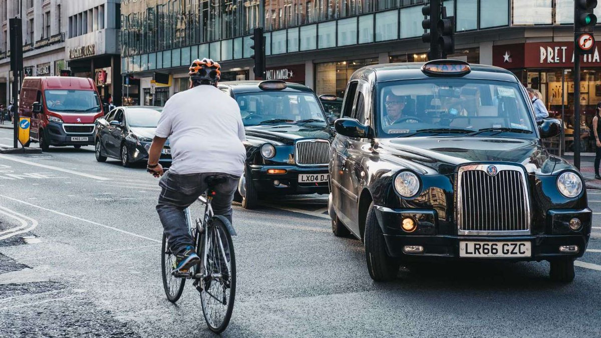 With the focus on environmentally friendly travel, it has been suggested that new roads should prioritise cyclists and pedestrians. What do you think? bit.ly/2siC6Ek #TuesdayThoughts #TuesdayMotivation