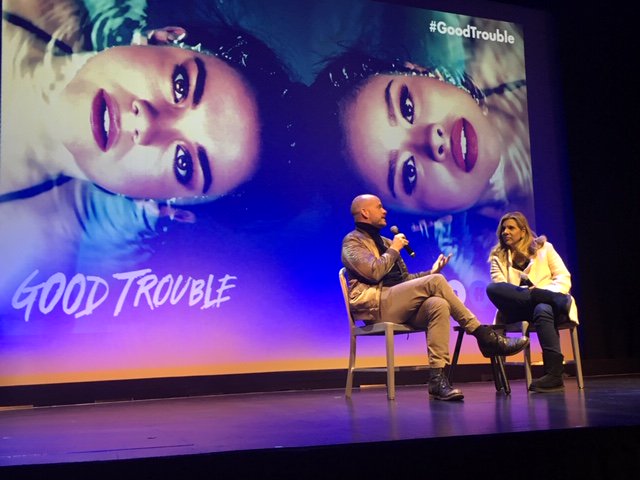 Awesome shot of Krista Vernoff (CFA’93) chatting w/ Peter Paige (CFA’91) about his new series, <a href="/GoodTrouble/">Good Trouble</a>. Their talk highlighted some unique details about the show including: unconventional storytelling techniques, and more. <a href="/BUArts/">College of Fine Arts, Boston University</a> 

Details ➡️ spr.ly/6014EMgIu