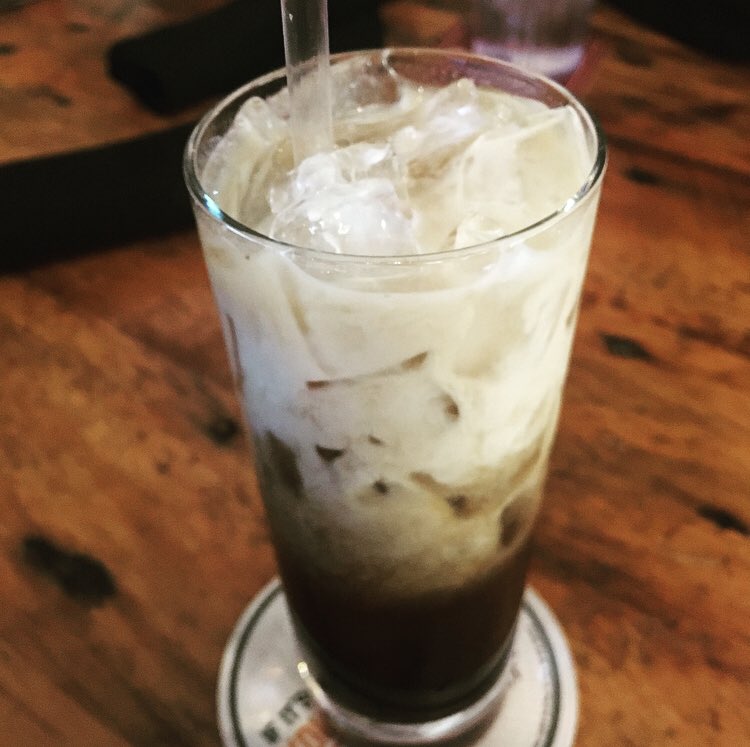 bobsdaughter's tweet photo. "Brangelina" may be dunzo, but "Pacos" are forever.

Discover the greatest love story of our generation in the newest #HipsterHack for @HoweMpls 

#minneapolis #mpls #mplsfood #brunch

https://t.co/sfV6wBd7RM https://t.co/HFEJ8r3v40