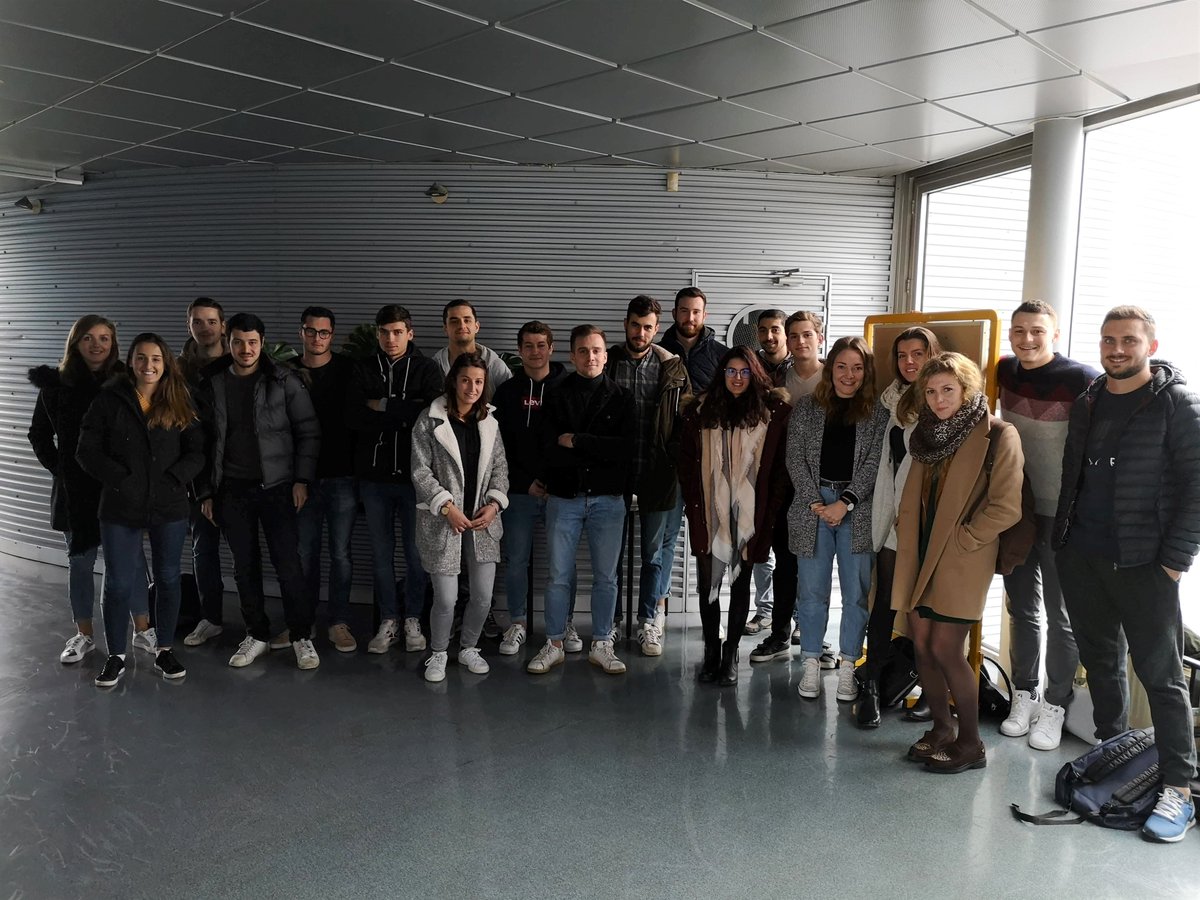 En ce début d'année, nous vous présentons les étudiants en Master 1 GSDT qui ont débuté aujourd'hui les enseignements du 2nd semestre. Nous vous souhaitons, dans le même temps, une excellente année 2019.