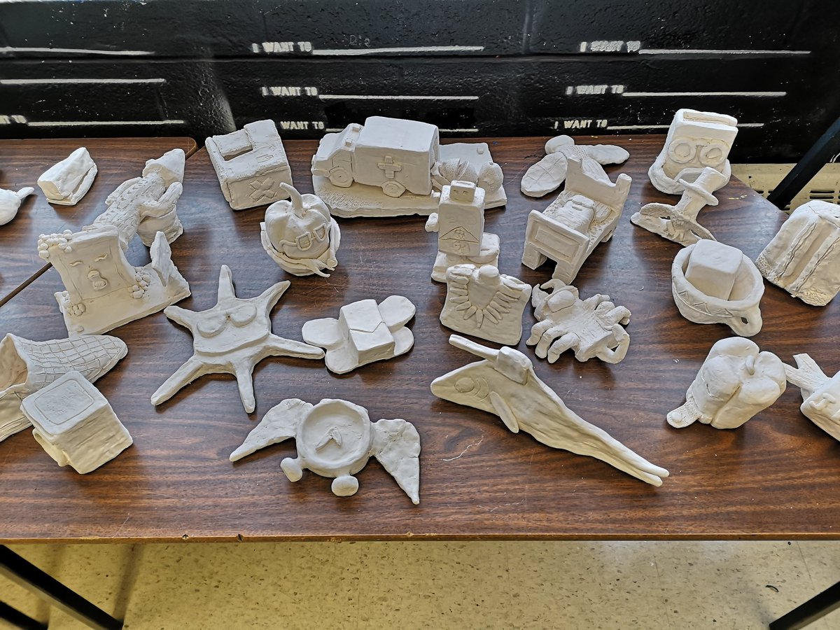 Grade 9 VISUAL PUN CLAY SCULPTURES ready to be painted! Time sure flies when you're having fun 🤣 #ProudToBeAHusky <a href="/HumberviewSS/">Humberview S.S.</a> <a href="/HumberviewArts/">Humberview Arts Dept</a>