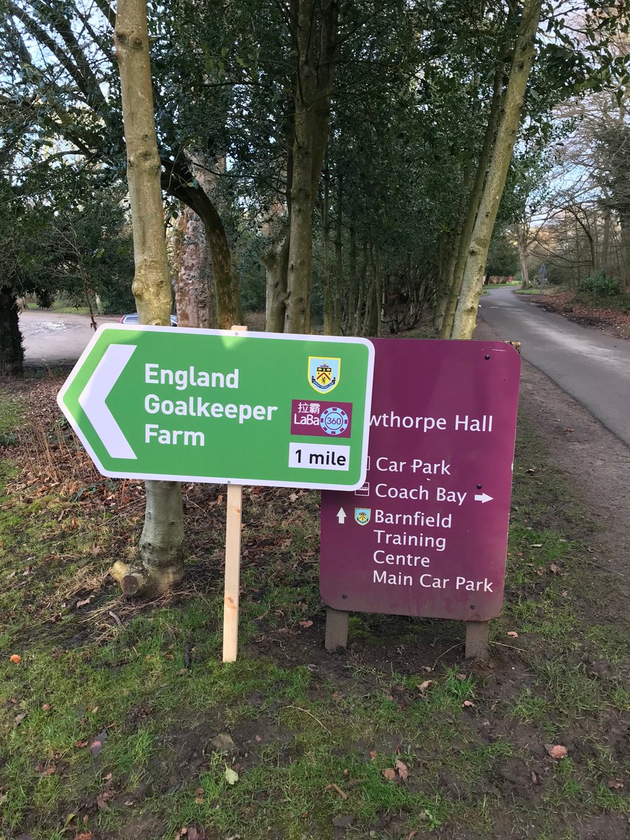 claretnik's tweet image. ⁦@BurnleyOfficial⁩ New signage outside Barnfield been delivered today