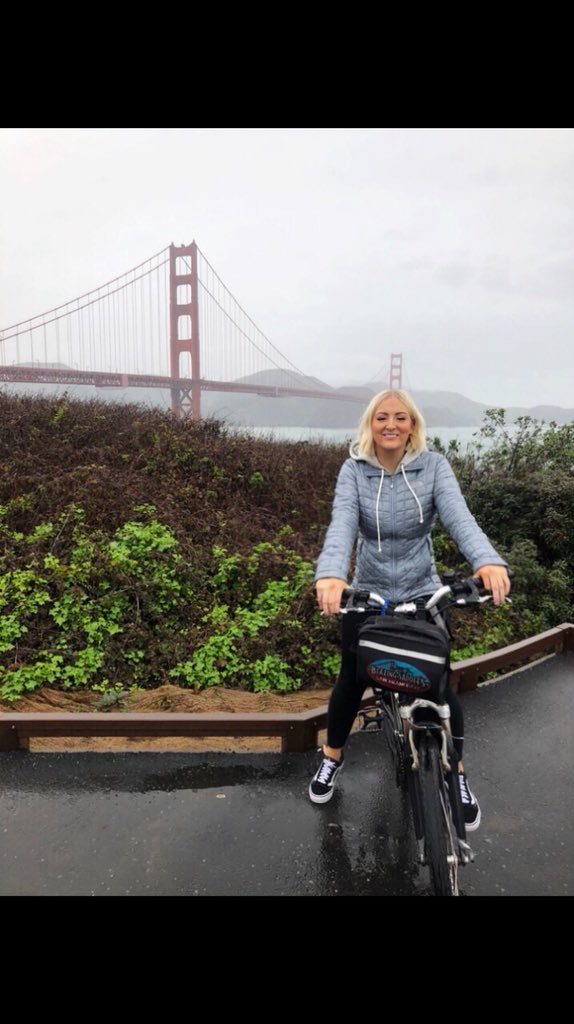 KerryMorgan11's tweet photo. Golden Gate Bridge #soaked #16miles https://t.co/D3luC8sCvk