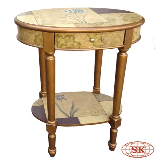 #Handpainted #florals grace the surfaces of our Oval Side Table is a lovely decor to your home.
http://goo.gl/aKUnuq
#sidetable #endtable #accenttable #bedsidetable #artisan #accentfurniture #bedroomfurniture #furnituredesign #furnituremaker #sheenkind