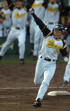 プロ野球 限定ユニ・復刻ユニ・サードユニbot on X: プロ野球 限定ユニ・復刻ユニ・サードユニbot on X: