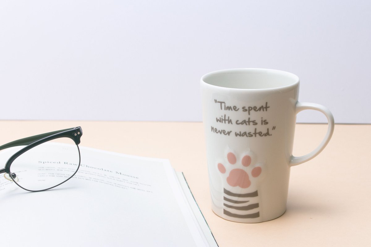 1월 두번째 특별 선물, 알라딘 양각 머그 &amp; 변색 머그! 
양각 머그는 피너츠 3종과 고양이발 양각머그! 총 4종으로 준비했습니다. 
bit.ly/2ESF8rx 

* 본 트윗을 RT후 멘션으로 갖고 싶은 머그 알려주시면 추첨을 통해 10분께 드립니다!