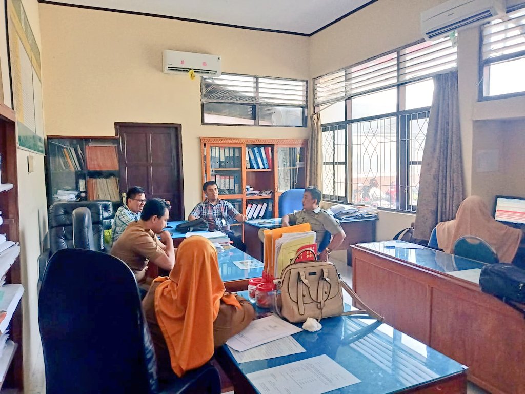 Musppkl's tweet photo. Rapat kerja PPKL dengan Bidang koperasi
#KerjaKita
#ppklkemenkopukmRI
#ppklprovsulsel
#ppklkepselayar https://t.co/NVaFybaNmj