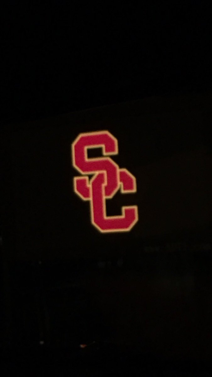 coolbeansdylan's tweet photo. FIGHT ON, TROJANS!!! #uschat #sorryucla #uscfan #usc #trojans #universityyofcalifornia #nevergiveup #golf #coolbeans #coolbeansnation #coolbeanstweet https://t.co/xElRT64uWu