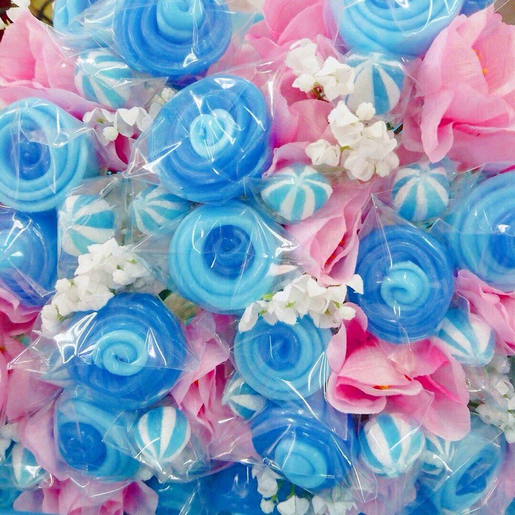 Amer Amerのキャンディブーケ 永遠の幸せ を意味するブルーの花束 大切な人の幸せを願い プレゼントにいかがですか Amer アメール 渋谷 キャンディショップ Candyshop T Co Rurjs6xqlq Twitter