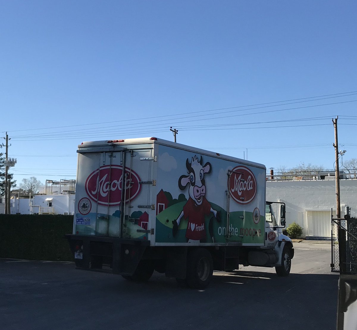 MaolaMilk's tweet image. Route Sales Drivers Wanted! Visit our career page ow.ly/pMkm30nkl2c to see open positions. #cdlclassB #nowhiring #workforus #career #jobseekers