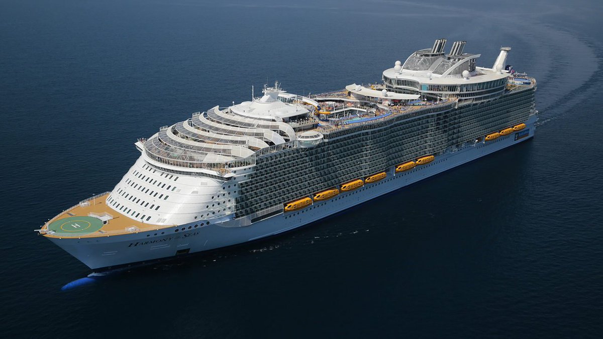 Teen falls to his death while on Royal Caribbean cruise out of Fort Lauderdale bit.ly/2MdwSTQ?utm_so… https://t.co/lcV0Q2QJa4