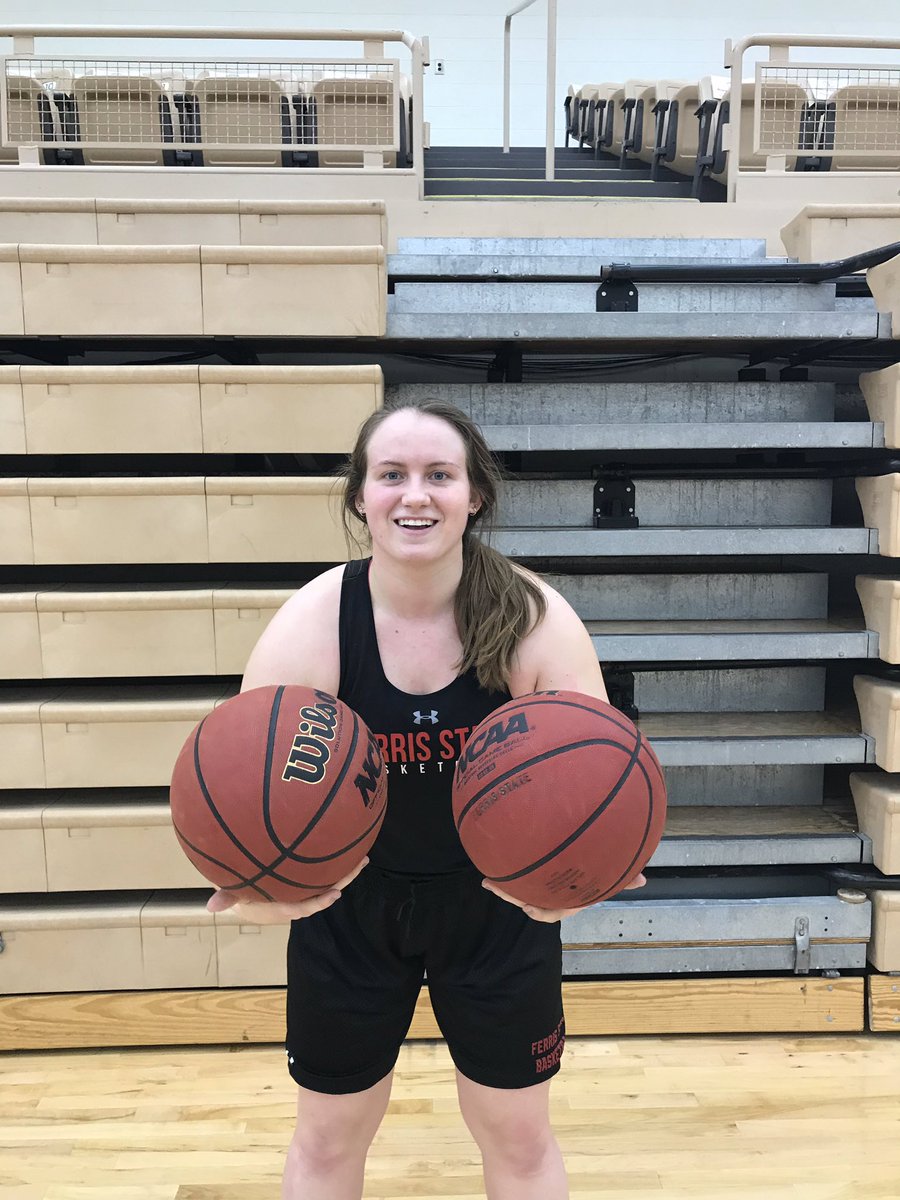 kfaustin's tweet image. . @FerrisWBBall Monday winner do the day...... @AbbyLeighNakk  #7core #1%better