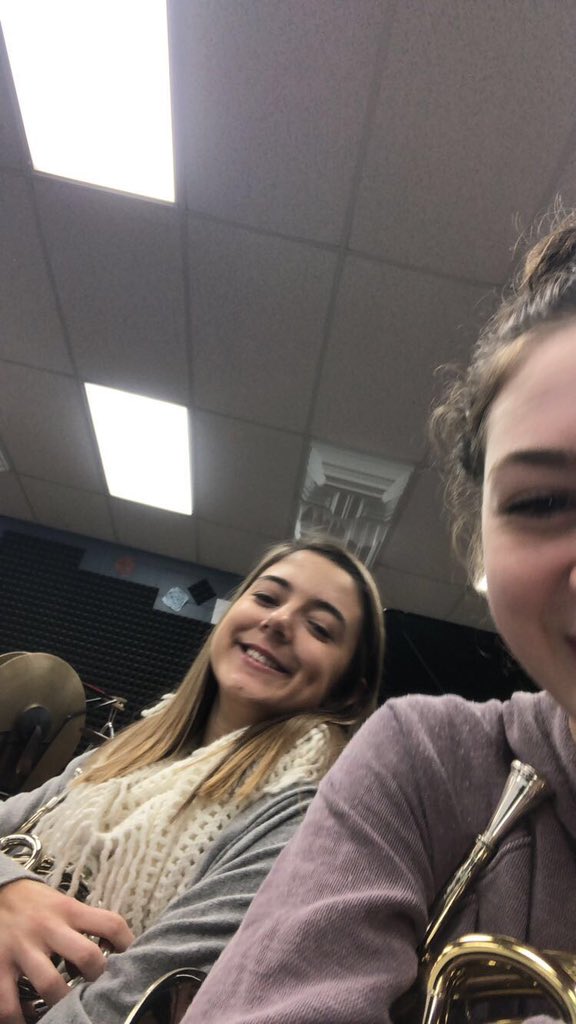 Amanda3casey's tweet photo. Happy 17th bday Karli!! So thankful for our friendship &amp; memories! And thanks for always running over to see me right when I get home from college(: Love ya lots ❤️ @karlierdahl https://t.co/DvsqIXT3hf