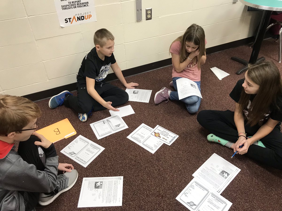 A little debate to escape Planet Nonsensica! Great teamwork <a href="/MadisonMSNews/">MadMiddleSchool</a>! #celebratemms