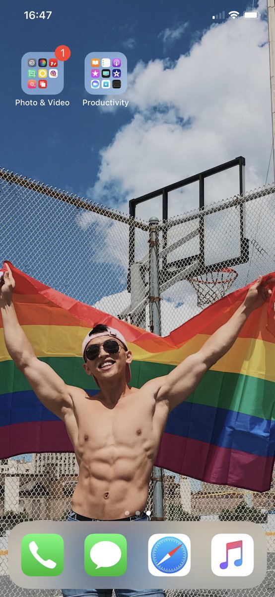 ursoridic's tweet image. When you first meet me vs. when you get to know me