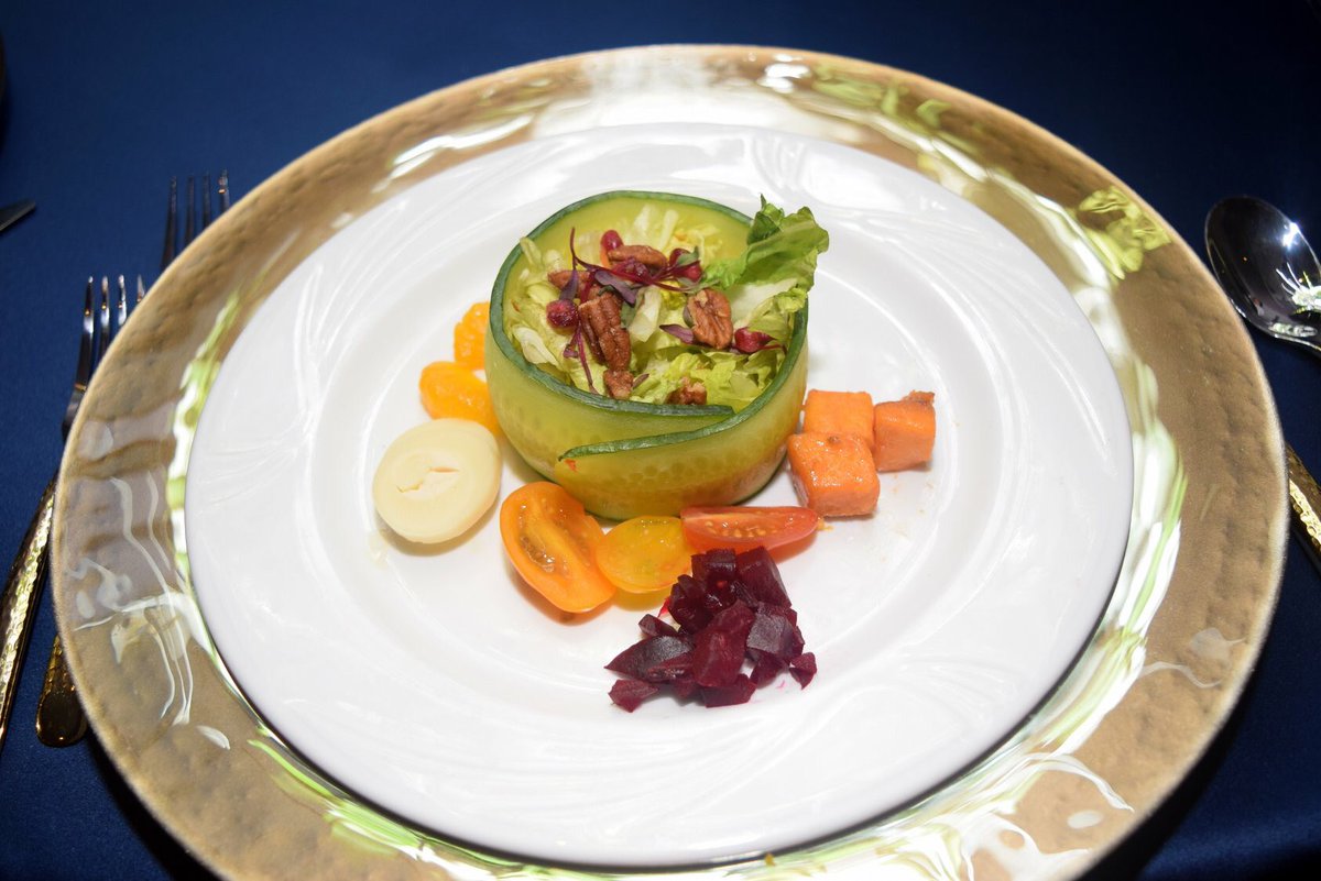 Landerhaven tweet media