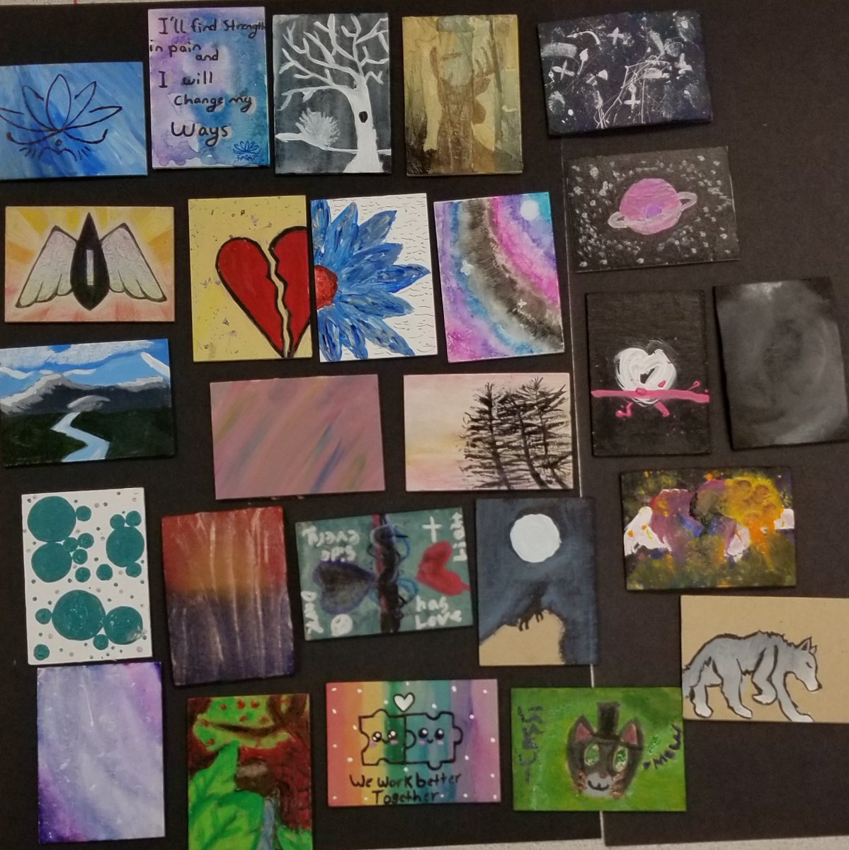 vlamonta's tweet photo. Some fun art club trading cards. https://t.co/3spB82xoCG