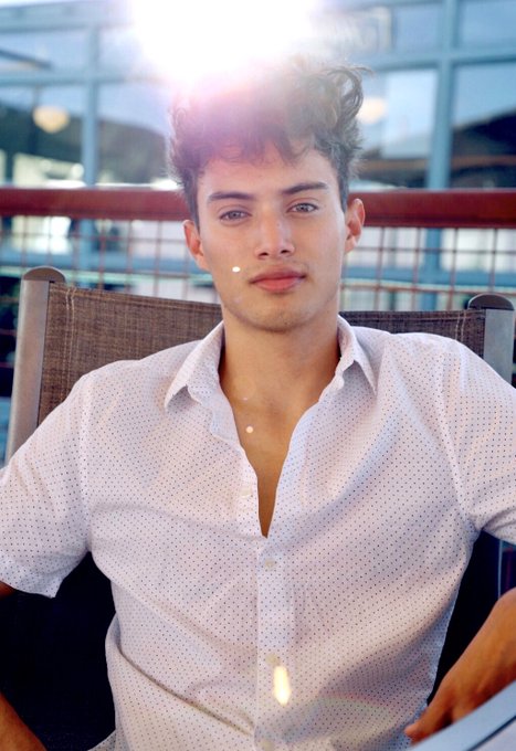 Watch Luis Alonso 🇲🇽🤙🏼's leaked NSFW photo on TwXstars