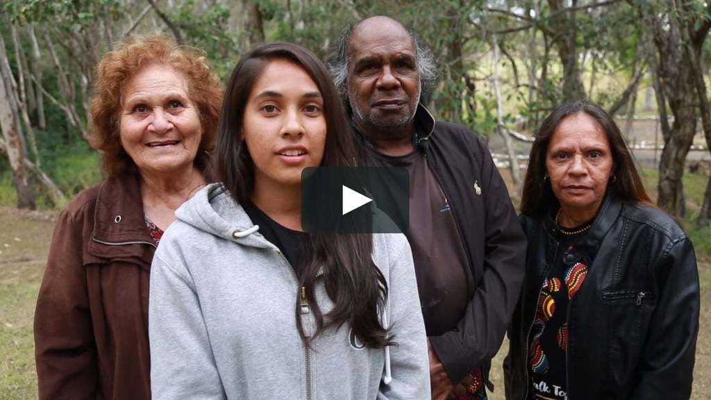 FirstLangAU's tweet photo. Introducing Yuggera-Yugarapul language legends Ruth James, Shaniah Thomason, Robert Mitchell and Deborah Sandy  .
#yuggeraYugarapul #firstlanguages #languagelegend https://t.co/R3oZF86OAu