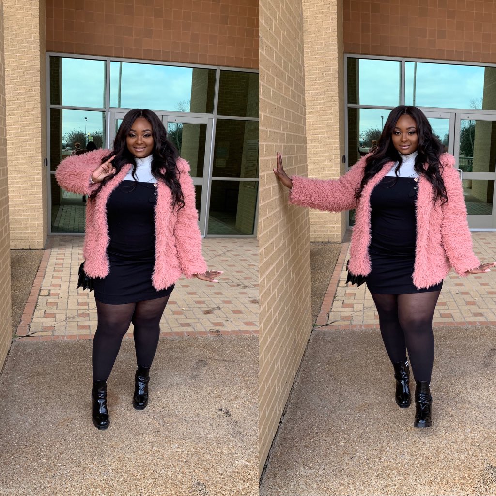 LiveToLoveLex's tweet image. It Is An OH SO PRETTY Day To Be An AKA💕💚
#PhirstFoundersDay
#ThankingEthel
#111YearsOfService