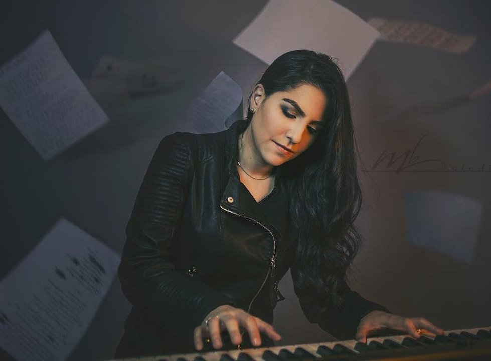 tpggfans_pty's tweet photo. Feliz día del Compositor a nuestra amada @grettelgaribaldi 📝 Gracias por regalarnos cada una de tus bellas letras 😍💙💙 https://t.co/1CRfHCGYkk
