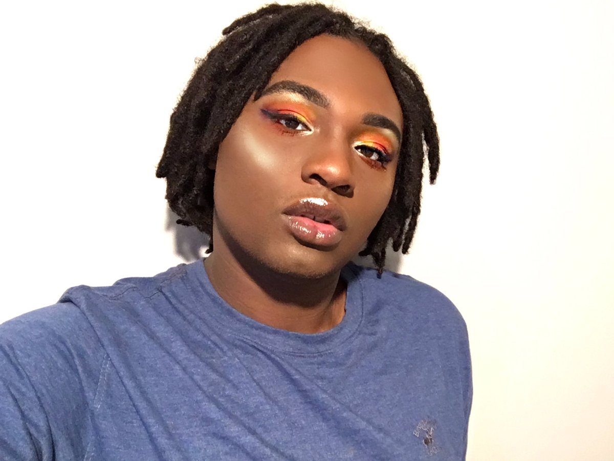 It’s Fire 🔥
#morphe #jamescharlespalette #mua #beginner