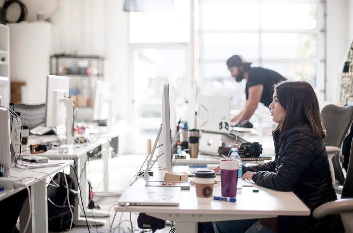coworkingmap's tweet photo. @pomeeting the co-working space in Heraklion, Crete, offering not just the best place to work but a new way for working. It is important for us to assure an energetic environment where there is natural light, comfort, and inspiration. https://t.co/3TLwKMfuDw