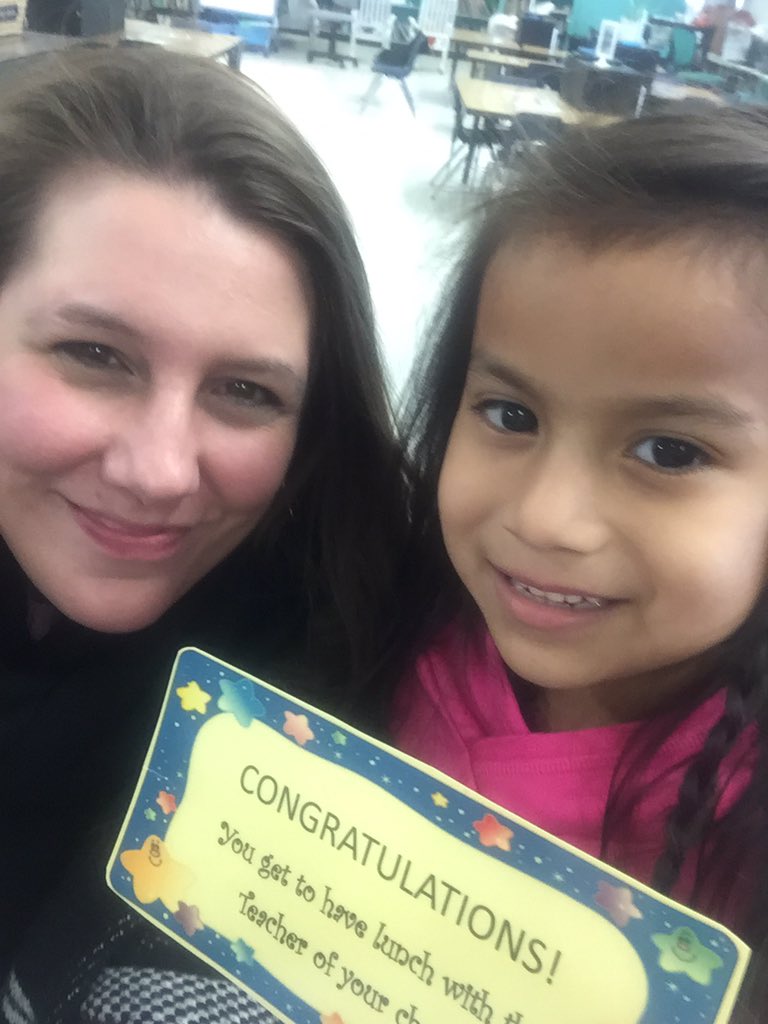 R_Tuck's tweet photo. This cutie won a special lunch coupon at the attendance awards last week &amp; chose ME to have a special lunch with! My teacher ❤ is so full!! #DunbarTigerPride #multiagerocks https://t.co/eNHSCBJLTO