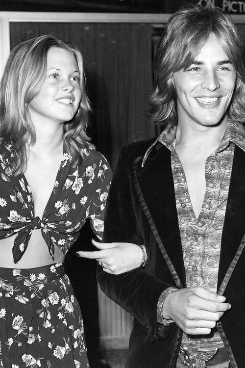 The media wants to keep using #RKelly as a smokescreen, but they stay quiet on actors like Don Johnson who was openly dating Melanie Griffith when she was 14 and he was 22.
#FirstThem