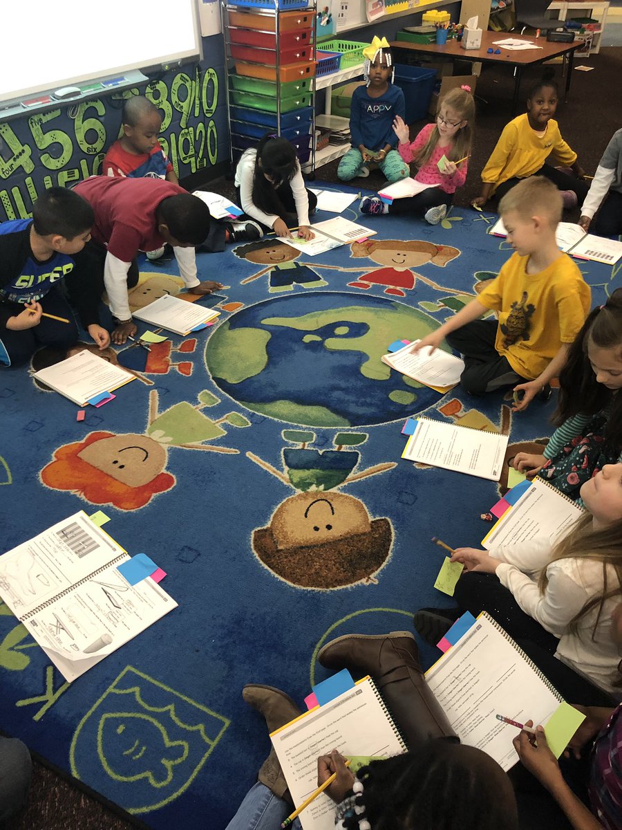 snyderssailors's tweet image. Working on our new measurement unit comparing lengths! #ctelearning @CatawbaTrail