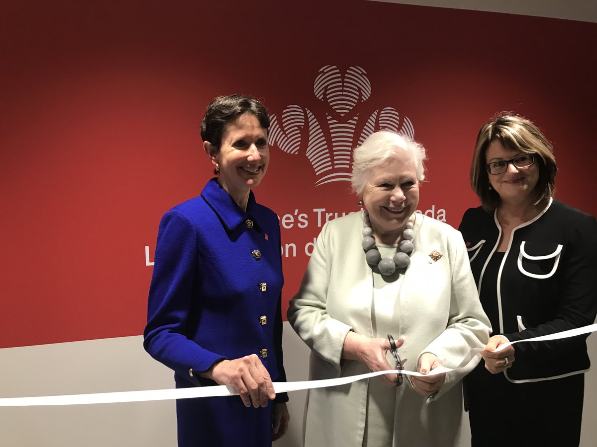 KingsTrustCA's tweet photo. Our CEO @sharonmbrough and LG of Ontario @LGLizDowdeswell officially opening our new office in Toronto. https://t.co/3w9YZqlj0h