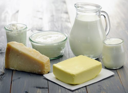 Does ditching dairy really help you lose weight? eatthis.com/no-dairy-weigh…