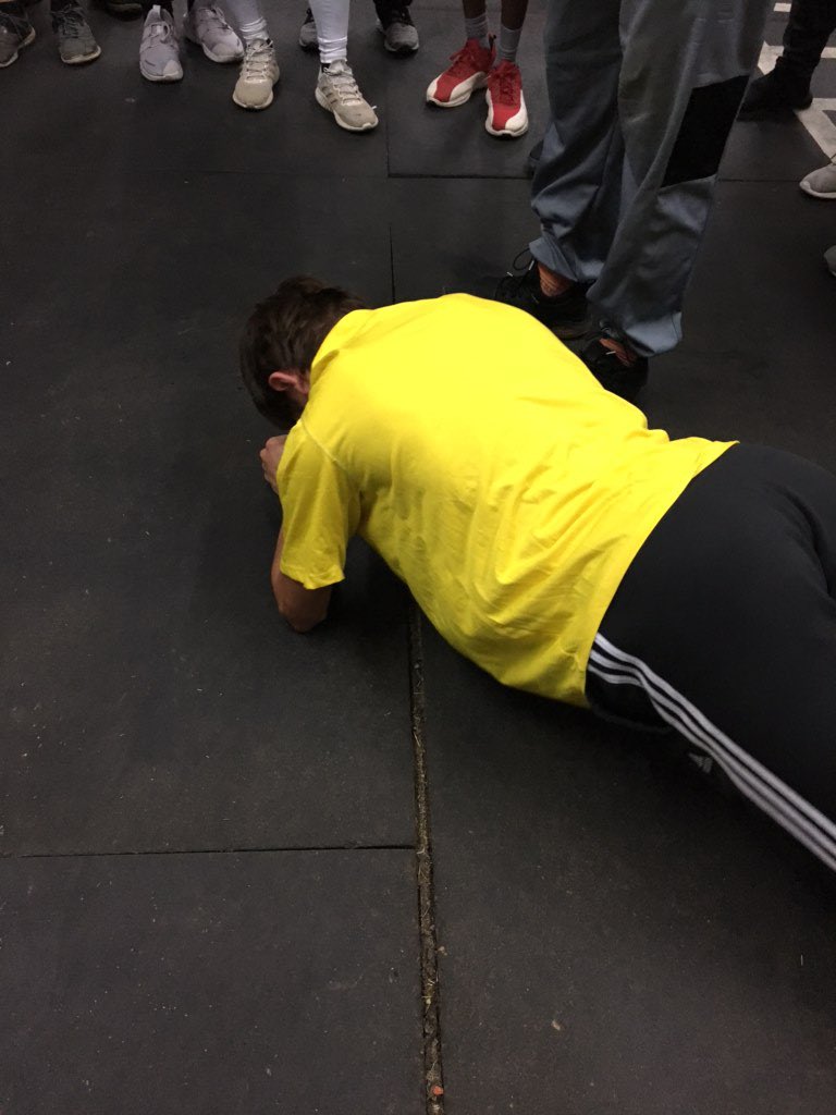 cddossett's tweet photo. Freshman Dakota Lockard was the playmaker today with a #GRITsession record 7:00 plank! @TriggFootball https://t.co/febktZ0K2H