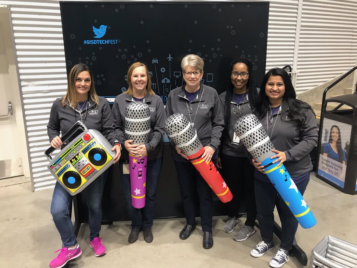 gisd_iteam's tweet photo. Rockin' out at #gisdtechfest https://t.co/7dTV7SJMwm
