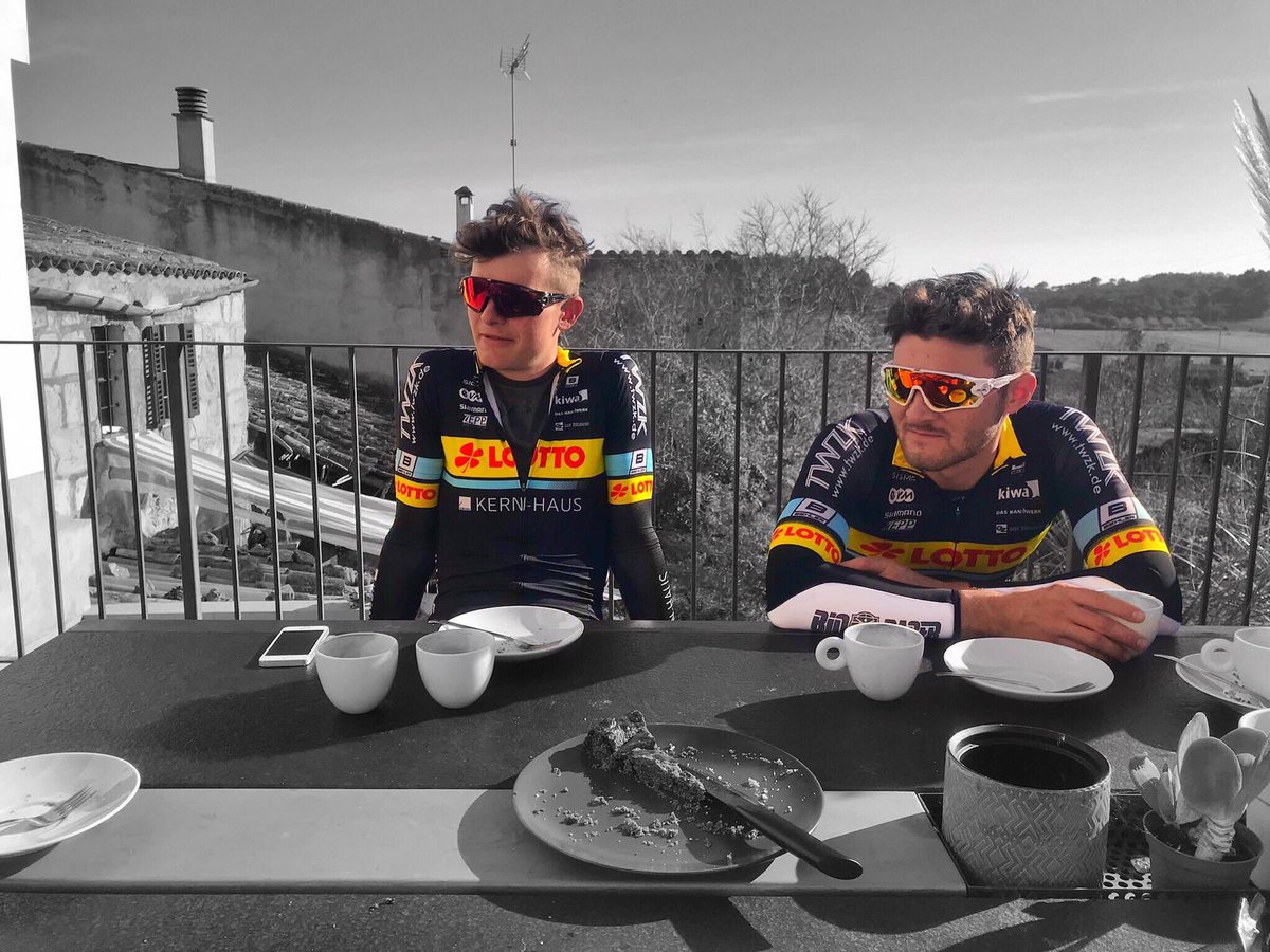 JanHugger's tweet photo. Nice way to end some really nice days of training with the boyz 🤘🏽
@KnaupTobias @JoshuaHuppertz 

#ma13mallorca
📸@Danerikhansen https://t.co/zsKxSF411H
