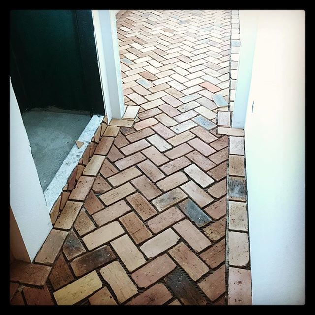 We’re starting off this New Year with these Old Chicago Brick Tiles. Keep checking back to see the finished product!
#reclaimed 
#chicagobrick 
#herringbone 
#customfloors 
#ihavethisthingwithtiles 
#tiletuesday 
#frenchbrownfloors 
#dallasdesign 
#oldbu… bit.ly/2C7GAm4