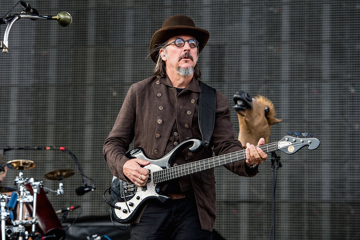 ladosbladosb's tweet photo. ¡Ya casi llega @primus de nueva cuenta a la CDMX!
Les recordamos los precios del show.

-General: $1,100
-Plateas: $1,300
-Gradas: $900

Aún están a tiempo de comprar sus entradas. 

Nos vemos este 19 de enero en el @AuditorioBB https://t.co/TB9SmDir2h