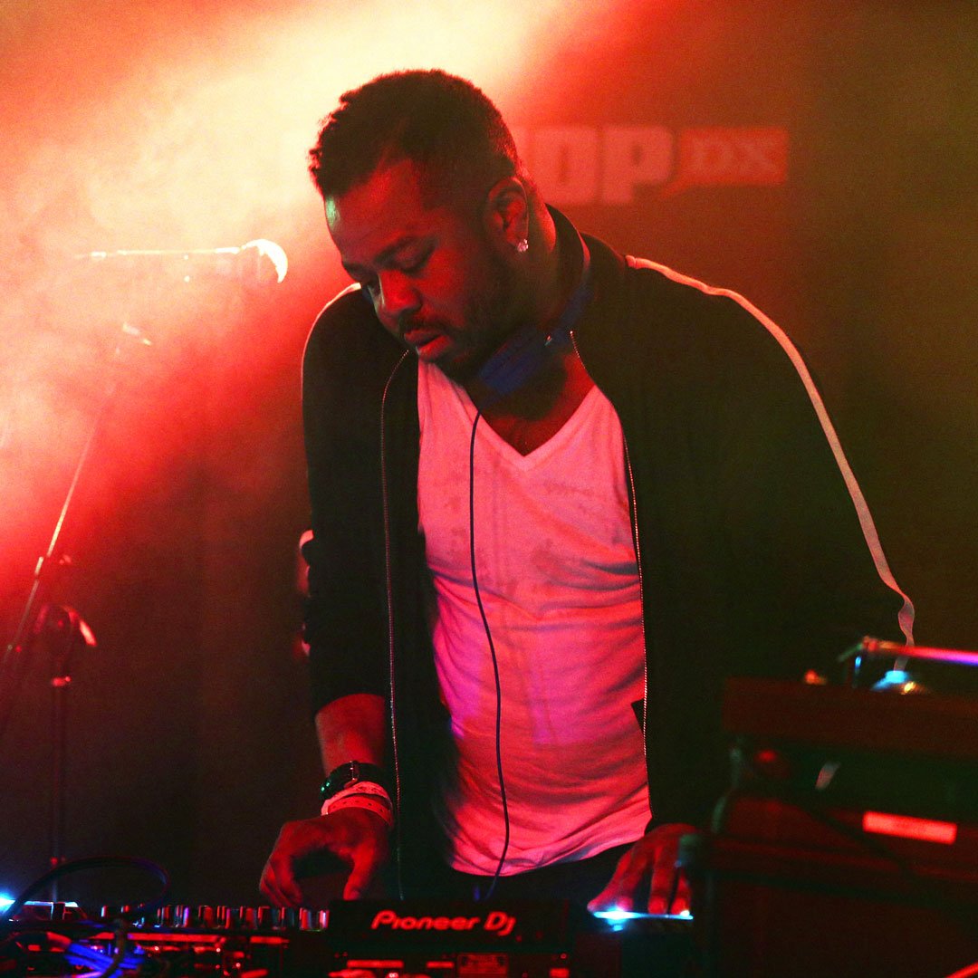 Happy birthday Just Blaze! What\s your favorite beat from the super-producer?
Photo: Hutton Supancic/ Getty 
