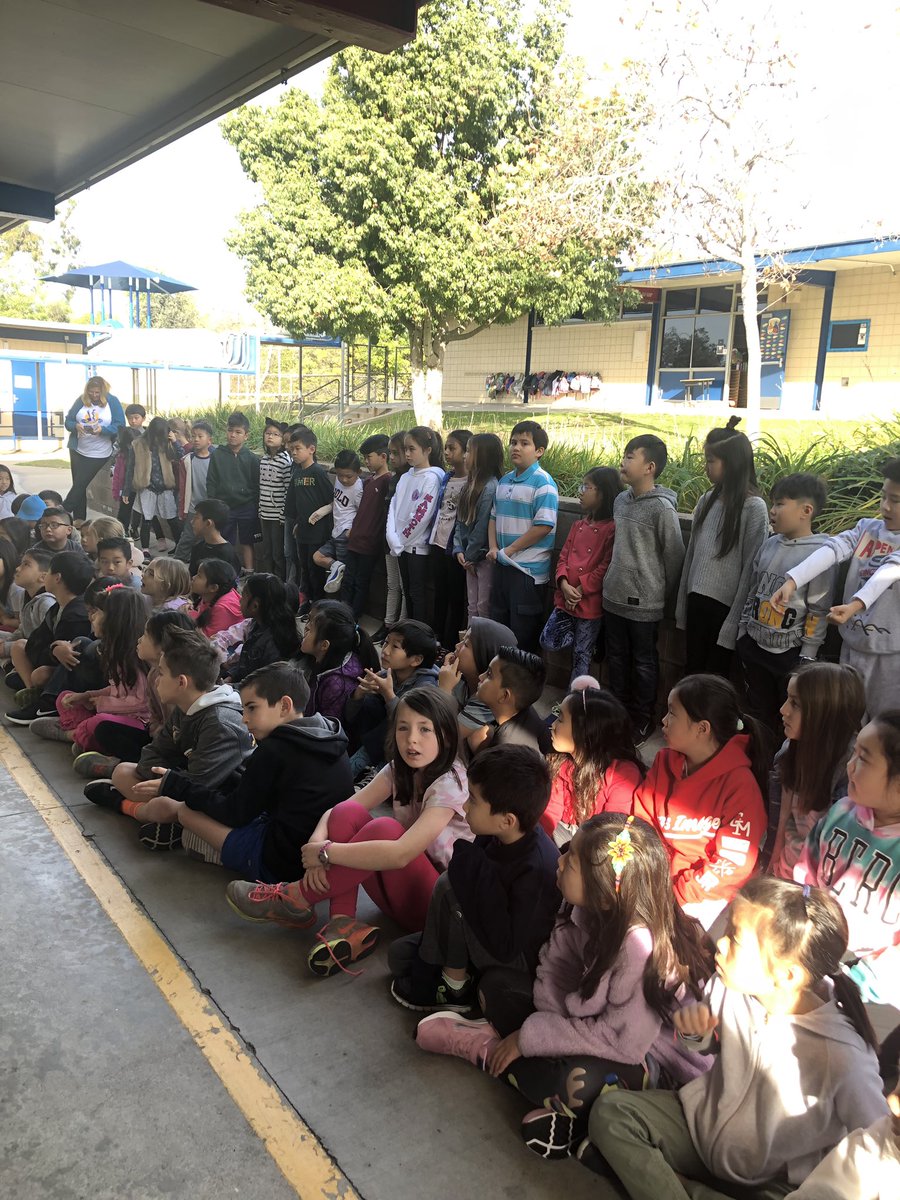 lagunanguyen's tweet photo. School wide PBIS. Second graders being accountable #Lagunaroad #PBIS https://t.co/KUoWxQi9MG