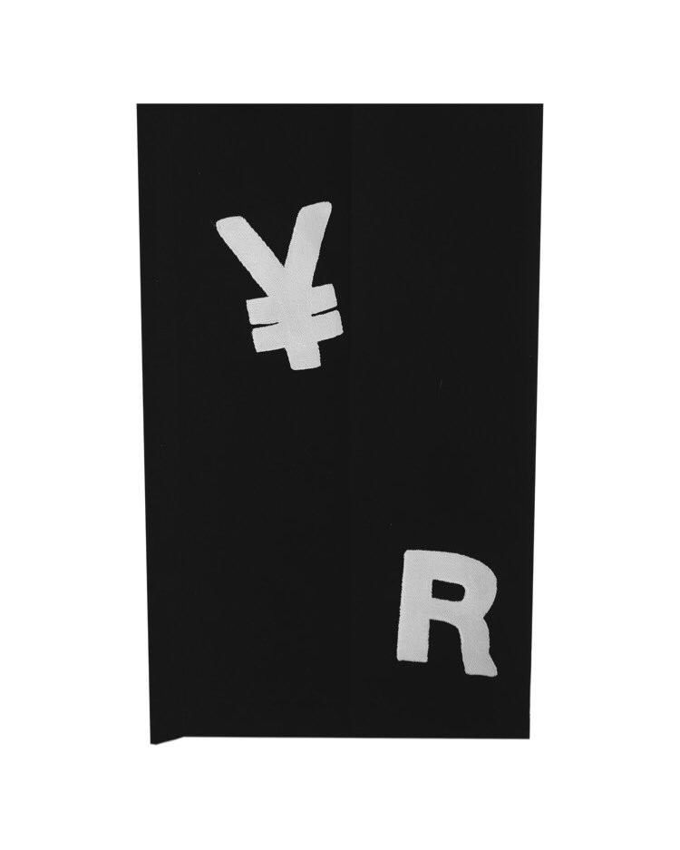 CashOnlyStore's tweet image. Currency pants now available. 

Each hand painted, each have its own unique pattern of currencies for uniqueness. 

CashOnly.store, link in bio. 🖤

#GreatBritain #France #Africa #Europe #NorthAmerica #Japan