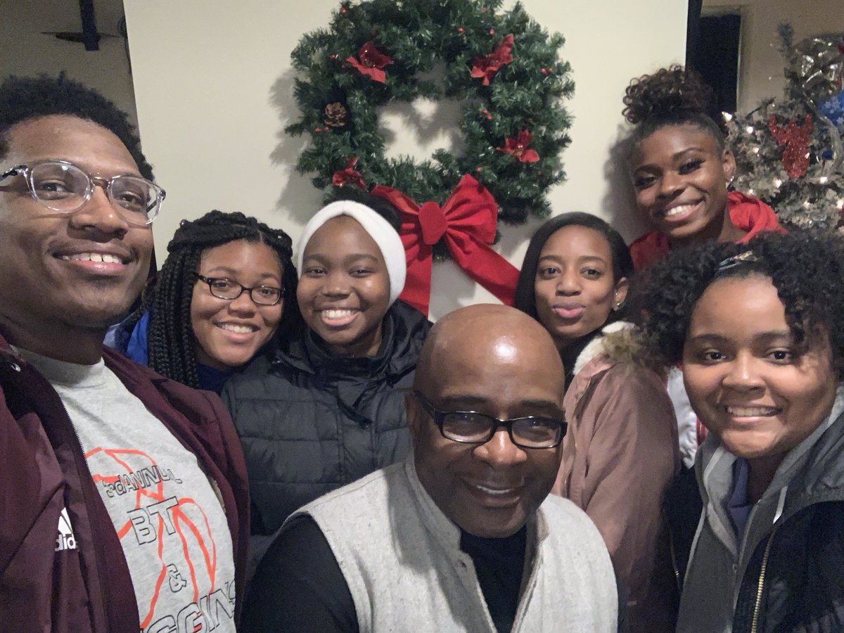 BTMBChurch's tweet image. Our college students and high school students had a great time with Pizza With Pastor during winter break. As they begin another semester, praying that God keep His protecting arms around them. Keep all of our children safe Lord. 

#BT50
#ARMSLOCKED
#BTSTRONG