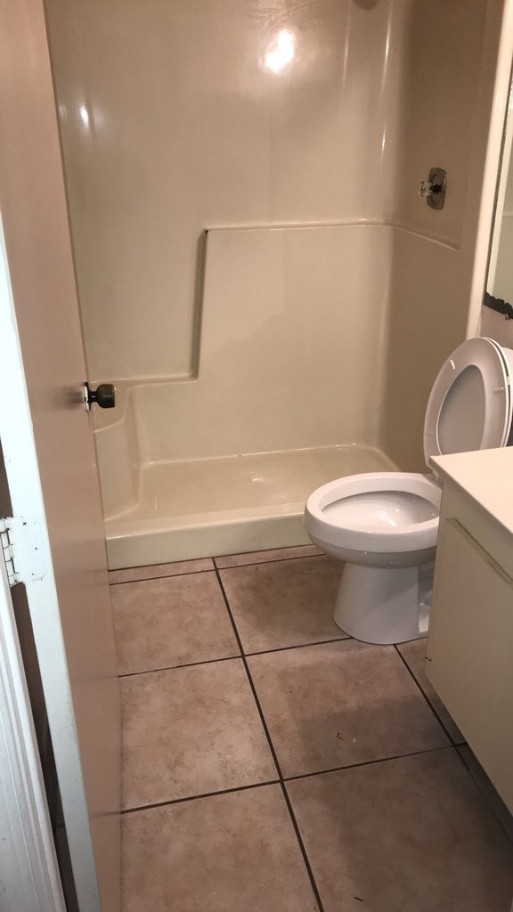 GoldSteelClean's tweet photo. MOVE-OUT Cleaning โจ
#GoldandSteelCleaningServices #cleaningservices #cleaningbusiness #residentialcleaning #commercialcleaning #onetimecleaning #recurringcleaning #postconstructioncleanup #monthlycleaning #biweeklycleaning #FREEestimates #cleaningmotivation https://t.co/waNLn6go1n