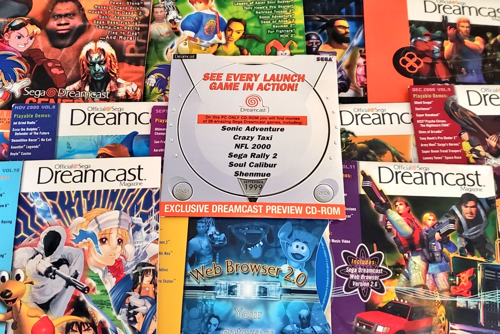 Gentleonjames I Ve Obtained One Of The Rarest Dreamcast Discs In Existence The Exclusive Dreamcast Preview Cd Rom To Complete My Collection Of Officialdreamcastmagazine Demo Discs Sega Dreamer Dreamcasting Vince19games