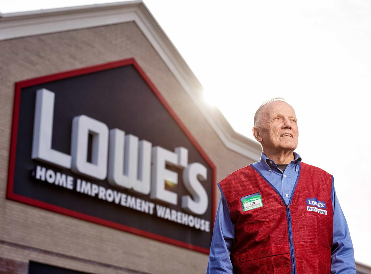 Lowe's Careers tweet media
